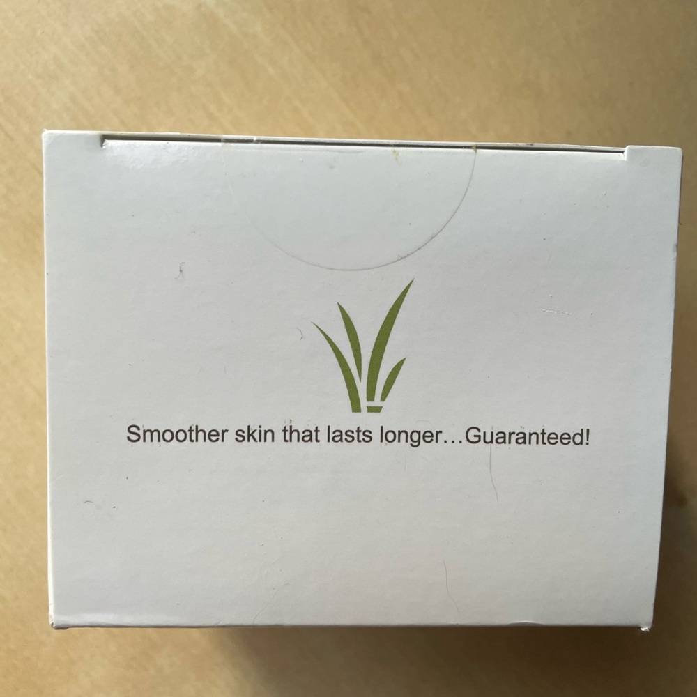 Sugar me smooth Bikini Hair Removal Jar